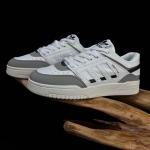 2025年12月25日入荷新品Adidas人気 スニーカー男女兼用/誕生日プレゼント/XH工場