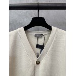 2025年12月29日秋冬新作DIOR ニットカーディガン  高品質人気商品/誕生日プレゼント/FF工場