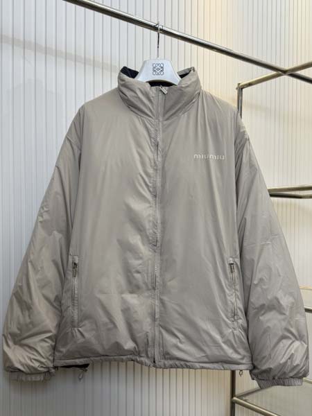 2025年12月29日秋冬新作miumiuダウンジャケット高...