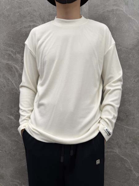 2025年12月30日新作Jil Sanderアンダーシャツ...