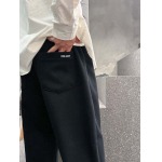 2025年12月30日新作Pradaスラックス秋冬高級品/DM工場