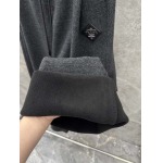 2025年12月30日新作Pradaスラックス秋冬高級品/DM工場