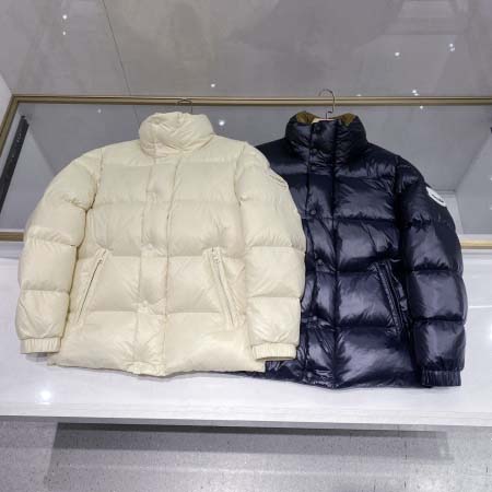 2025年12月30日新作Monclerダウンジャケット秋冬...