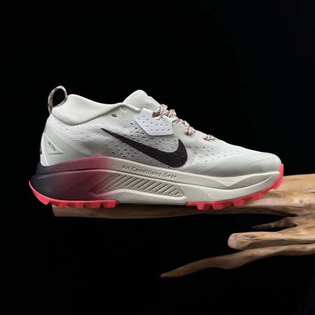 2026年1月9日入荷新品Nike ACG Zegama Trail 2人気 スニーカー男女兼用/誕生日プレゼント/XH工場