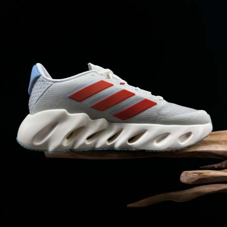 2026年1月10日入荷新品Adidas Switch FWD人気 スニーカー男女兼用/誕生日プレゼント/XH工場