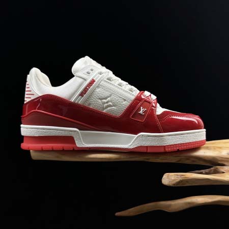 2026年1月10日入荷新品LOUIS VUITTON Trainer人気 スニーカー男女兼用/誕生日プレゼント/XH工場
