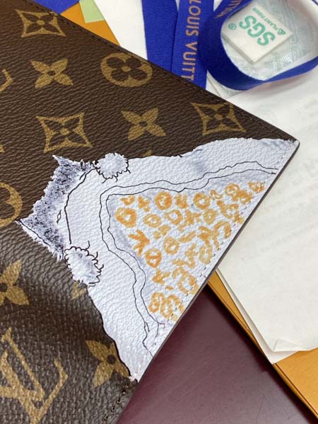 2026年1月14日新作高品質Louis VuittonパスポートカバーM25753   Monogram   14 x 2.5 x 10 /GQ工場