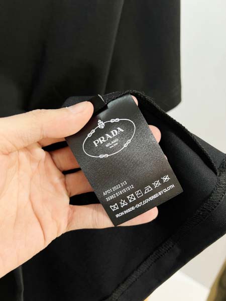 2026年1月14日新作Prada半袖 tシャツ高品質人気商品/誕生日プレゼント/FF工場