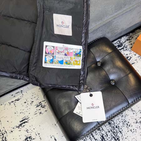 2026年1月20日新作MONCLERタンクトップ高品質人気商品/誕生日プレゼント/FF工場