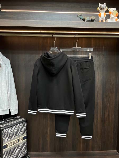 2026年1月30日入荷新作Monclerセット上下大人気 激安/zh工場