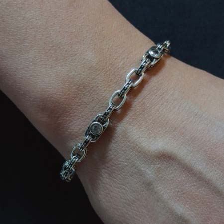 2026年1月31日入荷新品クロムハーツブレスレットギフト/誕生日/記念品/アクセサリーxin工場