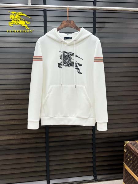 2026年1月5日Burberry 新作パーカー/スウェット...