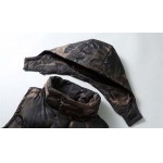 2026年1月9日VERSACE 新作 羽毛綿のベストJX工場