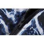 2026年1月9日PRADA 新作 羽毛綿のベストJX工場