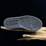 2026年1月9日入荷新品Louis Vuitton人気 スニーカー男女兼用/誕生日プレゼント/XH工場