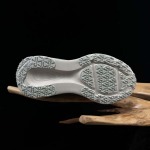 2026年1月9日入荷新品Nike VOMERO 18 GTX人気 スニーカー男女兼用/誕生日プレゼント/XH工場