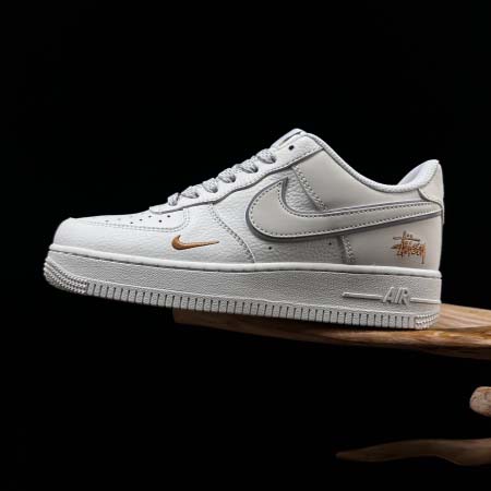 2026年1月10日入荷新品Nike Air Force 1...