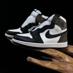 2026年1月10日入荷新品Air Jordan 1 Retro High OG AJ1人気 スニーカー男女兼用/誕生日プレゼント/XH工場