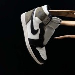 2026年1月10日入荷新品Air Jordan 1 Retro High OG AJ1人気 スニーカー男女兼用/誕生日プレゼント/XH工場