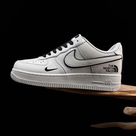 2026年1月10日入荷新品Nike Air Force 1...
