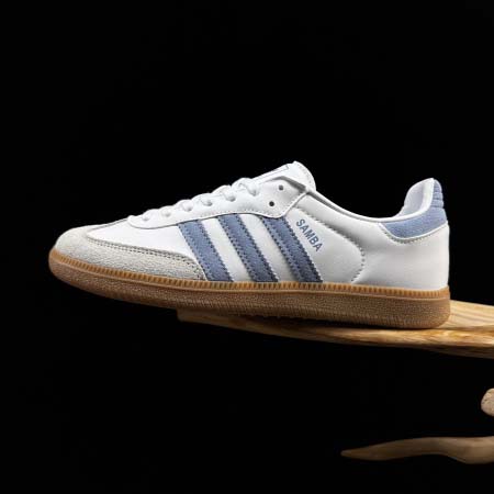 2026年1月10日入荷新品adidas originals...