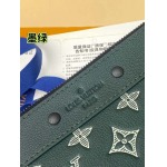 2026年1月13日新作高品質Louis VuittonバッグM81570 Monogram 30 x 21.5 x 1 /GQ工場