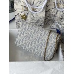 2026年1月13日新作高品質DiorバッグDenim :21.5x12.5x3.7/GQ工場