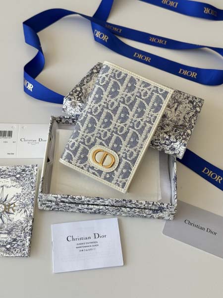 2026年1月13日新作高品質Dior財布 10 x 13....
