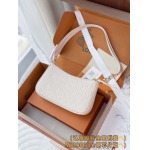 2026年1月14日新作高品質Louis VuittonバッグM81066 Monogram 19 x 11.5  /GQ工場