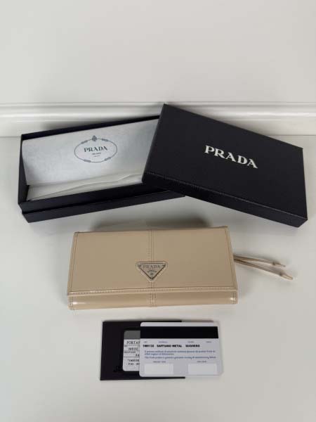 2026年1月14日新作高品質Prada財布P1MH132/...