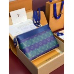 2026年1月14日新作高品質Louis VuittonバッグM11545/Monogram   Pochette Voyage 32 x 21 x 8  /GQ工場