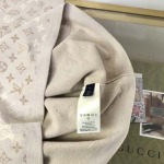 2026年1月15日新作Louis Vuittonニットの半袖高品質人気商品/誕生日プレゼント/FF工場