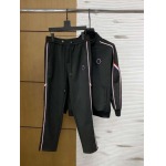 2026年1月28日入荷新作Moncler上下セット大人気 激安/zh工場