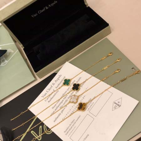 2026年2月1日入荷新品van cleef & arpelsブレスレットギフト/誕生日/記念品/アクセサリーxin工場
