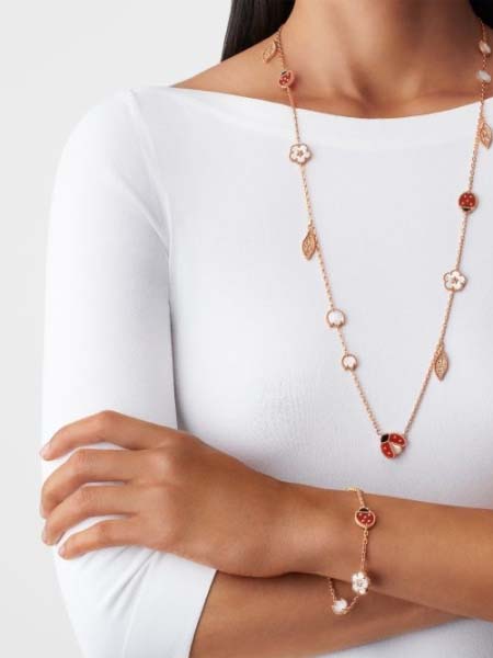 2026年2月1日入荷新品van cleef & arpelsネックレスギフト/誕生日/記念品/アクセサリーxin工場