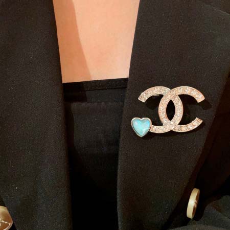 2026年2月2日入荷新品シャネルブローチギフト/誕生日/記念品/アクセサリーxin工場