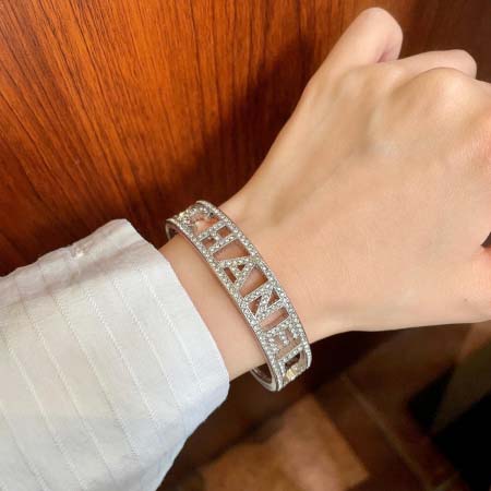 2026年2月2日入荷新品シャネル腕輪/ブレスレットギフト/誕生日/記念品/アクセサリーxin工場