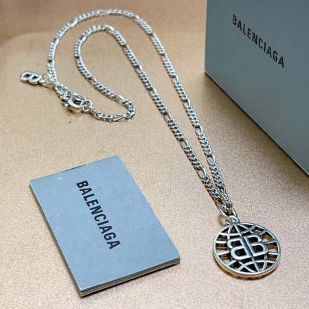 2026年2月3日入荷新品Balenciagaネックレスギフト/誕生日/記念品/アクセサリーxin工場