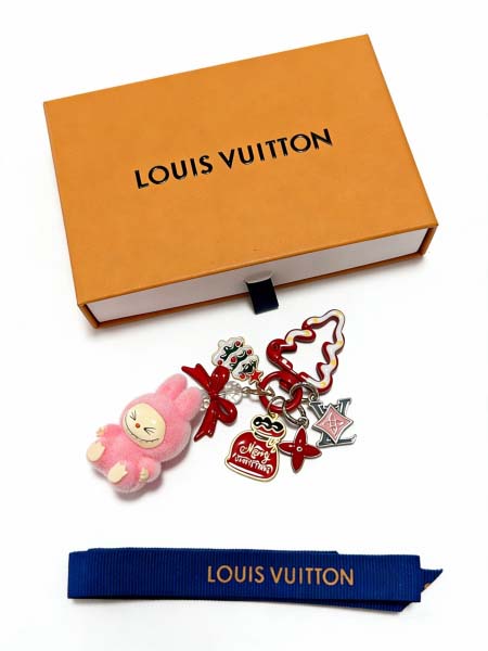 2026年2月3日入荷新品ルイヴィトン キーホルダー ギフト/誕生日/記念品/アクセサリーxin工場