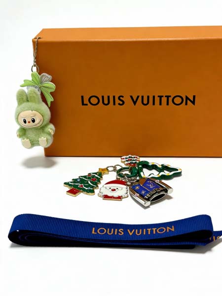 2026年2月3日入荷新品ルイヴィトン キーホルダー ギフト/誕生日/記念品/アクセサリーxin工場
