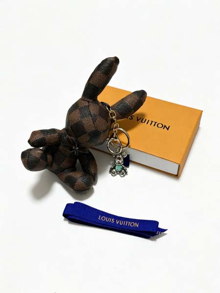 2026年2月3日入荷新品ルイヴィトン キーホルダー ギフト/誕生日/記念品/アクセサリーxin工場