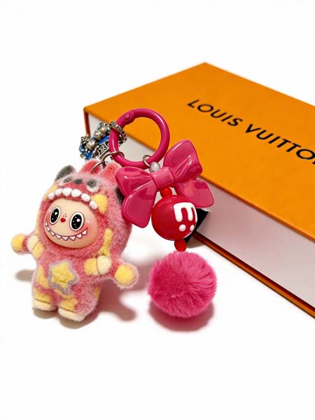 2026年2月3日入荷新品ルイヴィトン キーホルダー ギフト/誕生日/記念品/アクセサリーxin工場