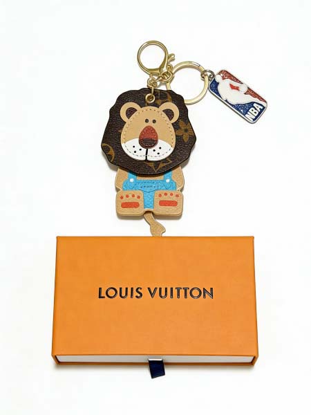 2026年2月3日入荷新品ルイヴィトン キーホルダー ギフト/誕生日/記念品/アクセサリーxin工場