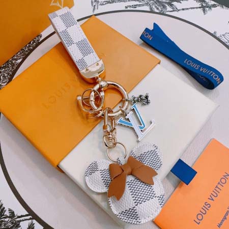 2026年2月3日入荷新品ルイヴィトン キーホルダー ギフト/誕生日/記念品/アクセサリーxin工場