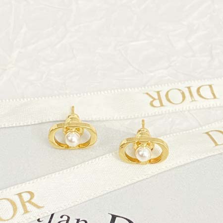 2026年2月5日入荷新品Diorピアスギフト/誕生日/記念品/アクセサリーxin工場