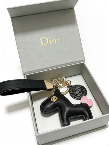 2026年2月5日入荷新品Dior キーホルダー ギフト/誕生日/記念品/アクセサリーxin工場