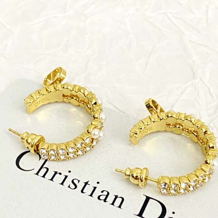 2026年2月5日入荷新品Diorピアスギフト/誕生日/記念品/アクセサリーxin工場