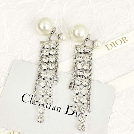 2026年2月5日入荷新品Diorピアスギフト/誕生日/記念品/アクセサリーxin工場