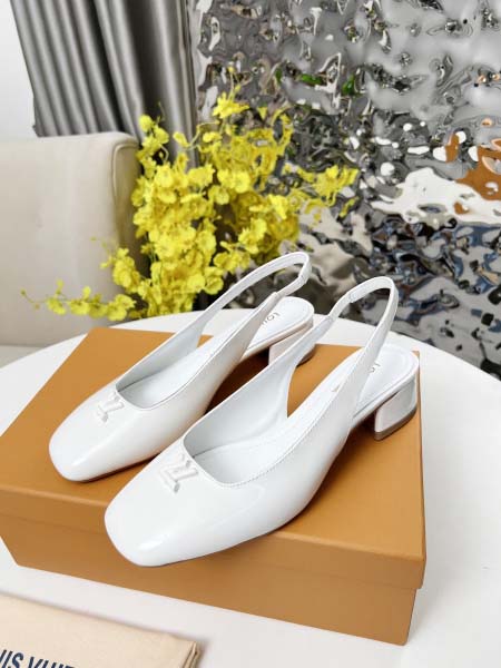 2026年2月21日入荷新作Louis Vuitton女性靴人気商品★/誕生日プレゼント/流行/高品質/JY工場Size:35-41