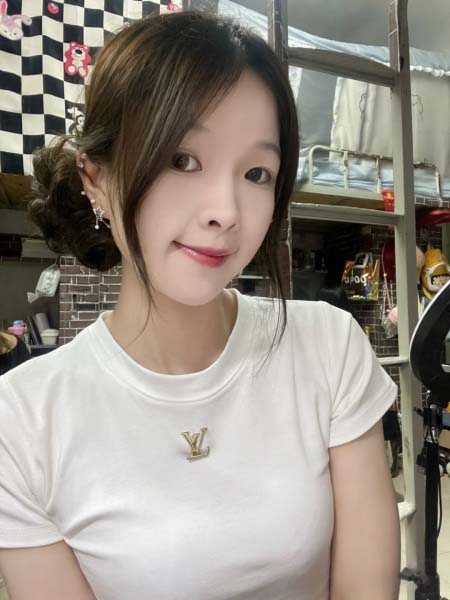 2026年2月26日入荷早春新作Louis Vuitton半袖 tシャツファッション/誕生日プレゼント/贈り物 can工場